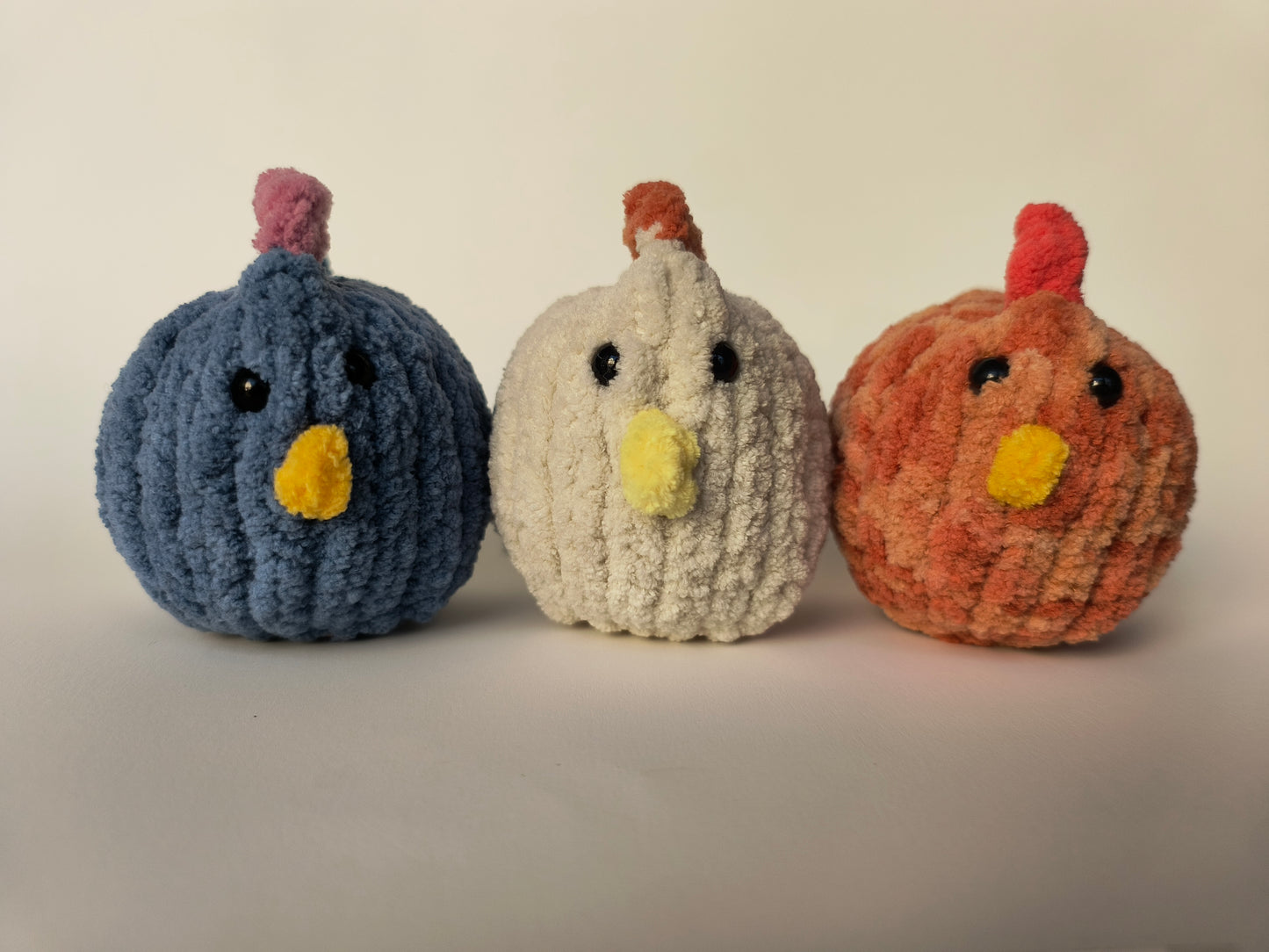 Small Chicken Plushie