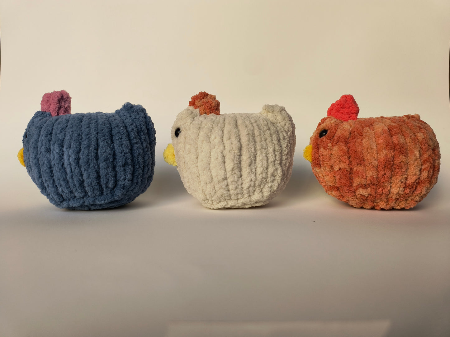 Small Chicken Plushie