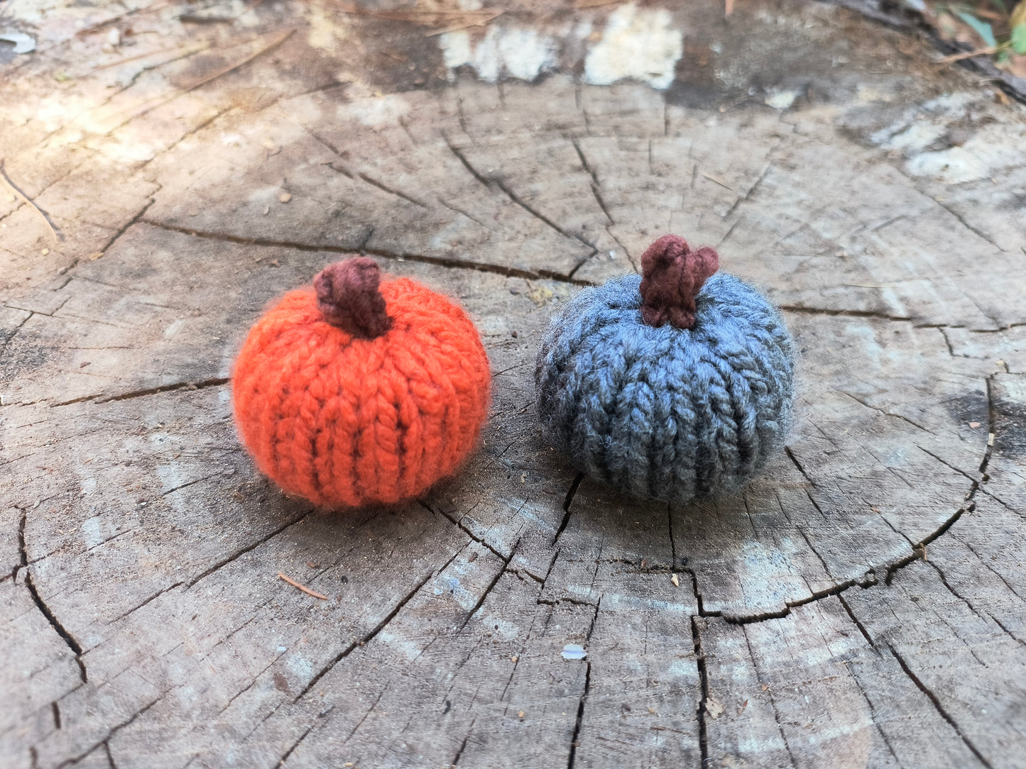 Wee Pumpkin - Mini Pumpkin Plushie