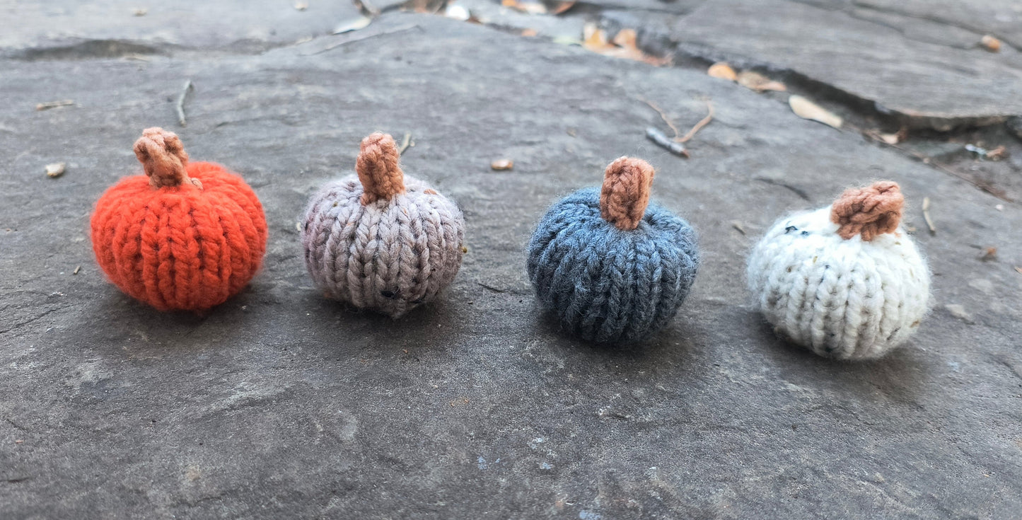 Wee Pumpkin - Mini Pumpkin Plushie